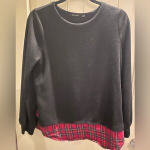 Women’s Black top with plaid detail